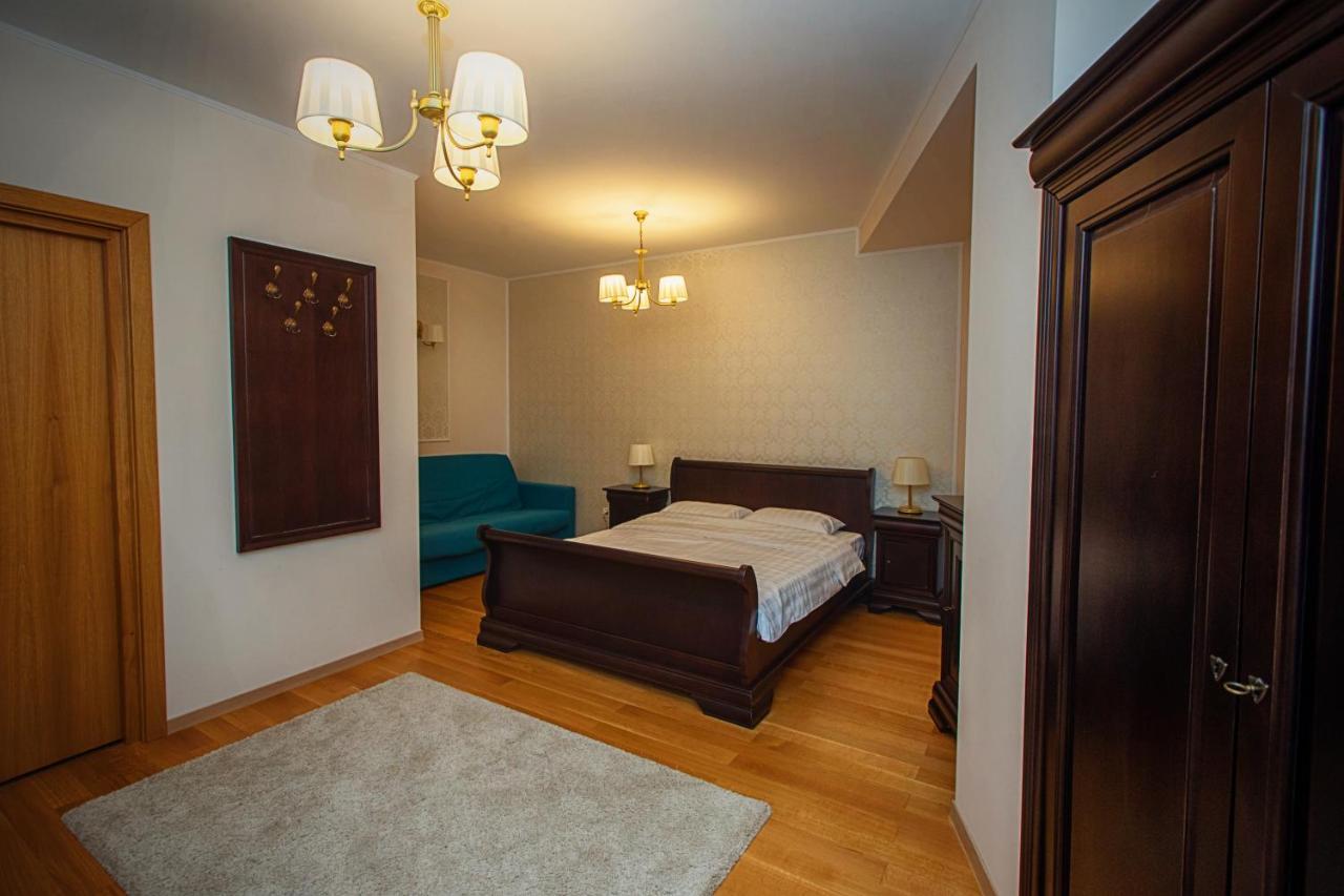 Vila Imperial Bed and Breakfast Sinaia Exteriör bild