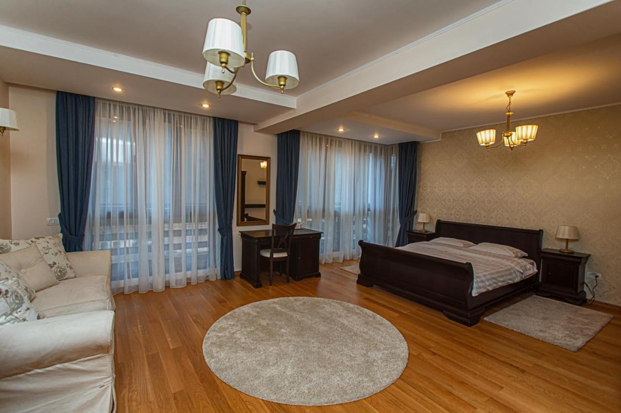 Vila Imperial Bed and Breakfast Sinaia Exteriör bild